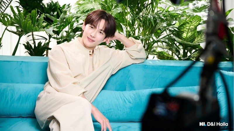 everydaysiwan's tweet photo. Behind the scenes photos of Yim Siwan from the filming of EFETE's 2026 ad campaign 📸

(The shoot was apparently done on May 6 and the ads are expected to be released in June!)

#임시완 #yimsiwan https://t.co/q9DrW3Ergy
