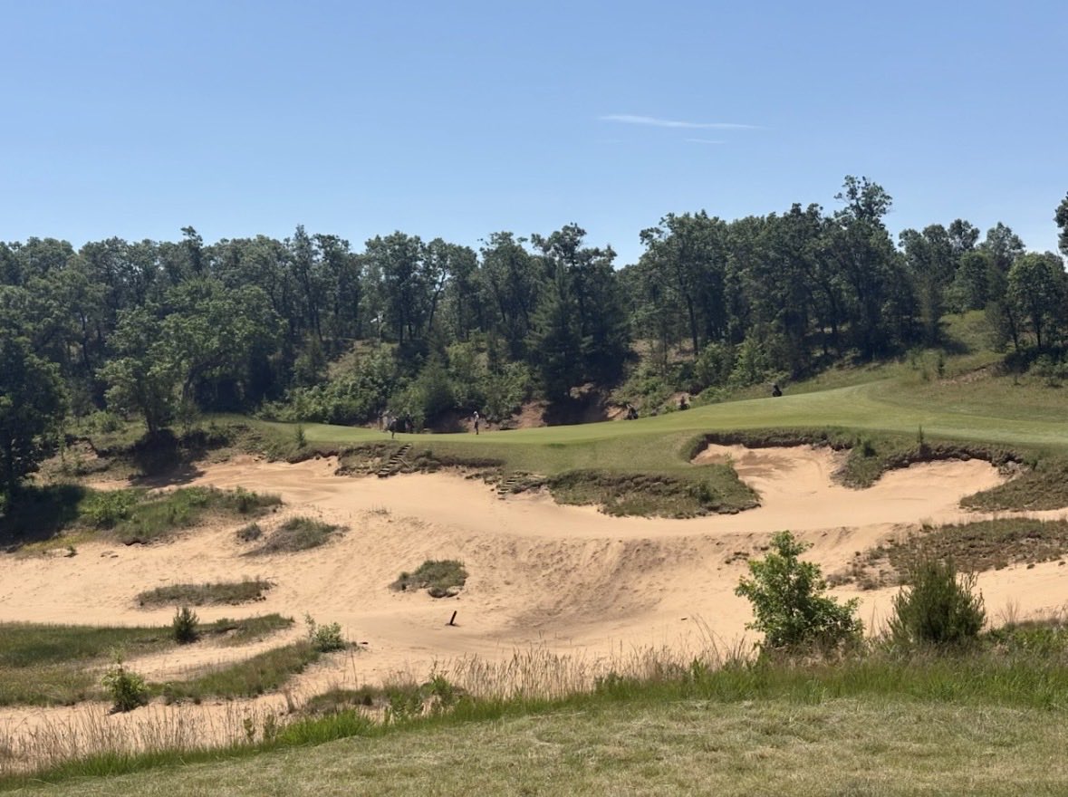 Quant_Eating's tweet photo. Apologies for being absent. Playing all Sand Valley courses through the weekend! 

Made birdie on 13 of Mammoth Dunes🙃 https://t.co/WoMDcbyWYz