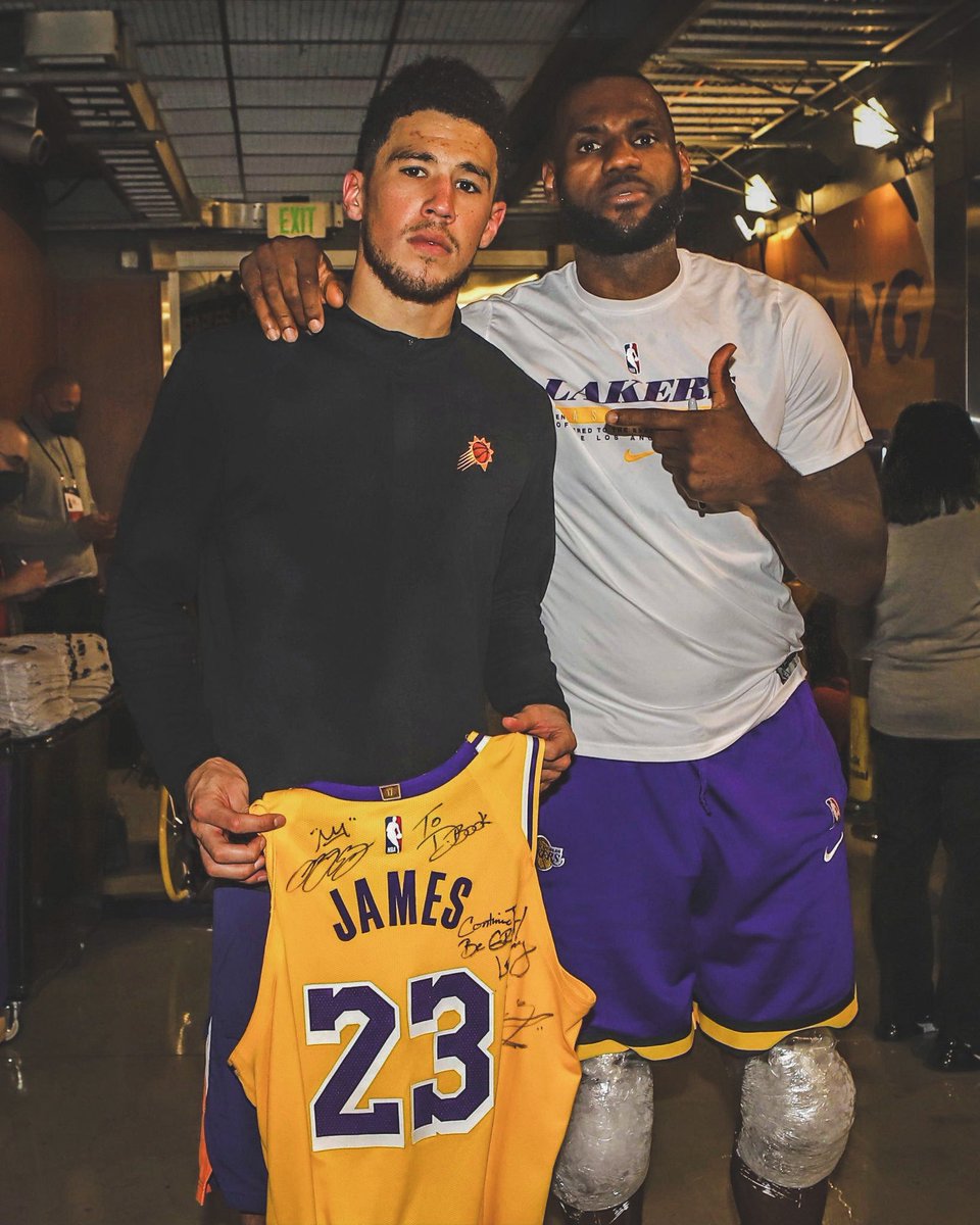 CGBBURNER's tweet photo. Was going through my camera roll and found these gems 🐐🔥 https://t.co/LbFUl0JbNE