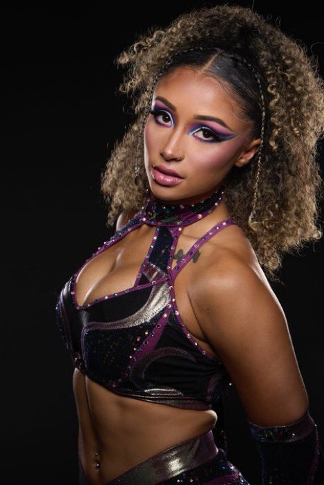 SethJoseph95's tweet photo. Main roster: Lash Legend
NXT: Kelani Jordan https://t.co/cvDiu77SHr