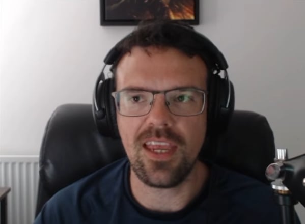TheSixMachine's tweet photo. Just updating a few older videos on my Channel and had to just take a couple of screenshots because it makes me laugh so much at the difference 🤣

Absolutely so proud of myself 💪 https://t.co/lcUKWLiL3W