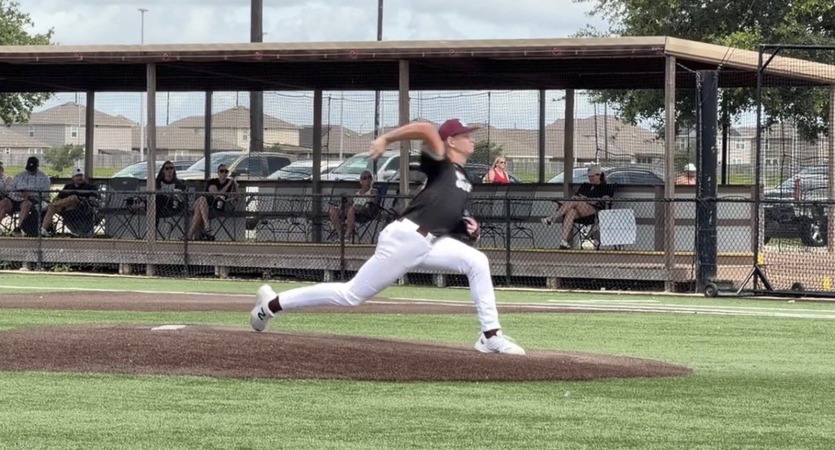 DustinLMcComas's tweet photo. 🤩 @TwelveBaseball/@TwelveRecruits Scout Day and Testing 

👀 2027s who caught my eye

@ahernz13 @bodewerner2027 @BradyEkdall @cash_mcwhorter @Cole_coffman27 @dom_giametta_3 @LukeOHardy @masondesai_ @masegore11 @OwenFinke8 

👉 READ: https://t.co/WdhbVL5f9E https://t.co/R5lIHsGxVh