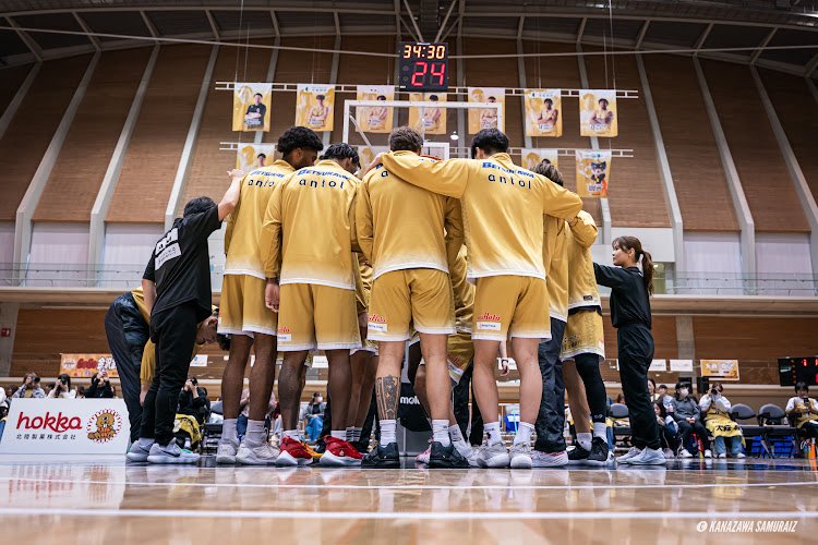 tatsuaki_sakai's tweet photo. Thank you for 2025-2026 season ⚔️💛 https://t.co/bIr9u7gm64