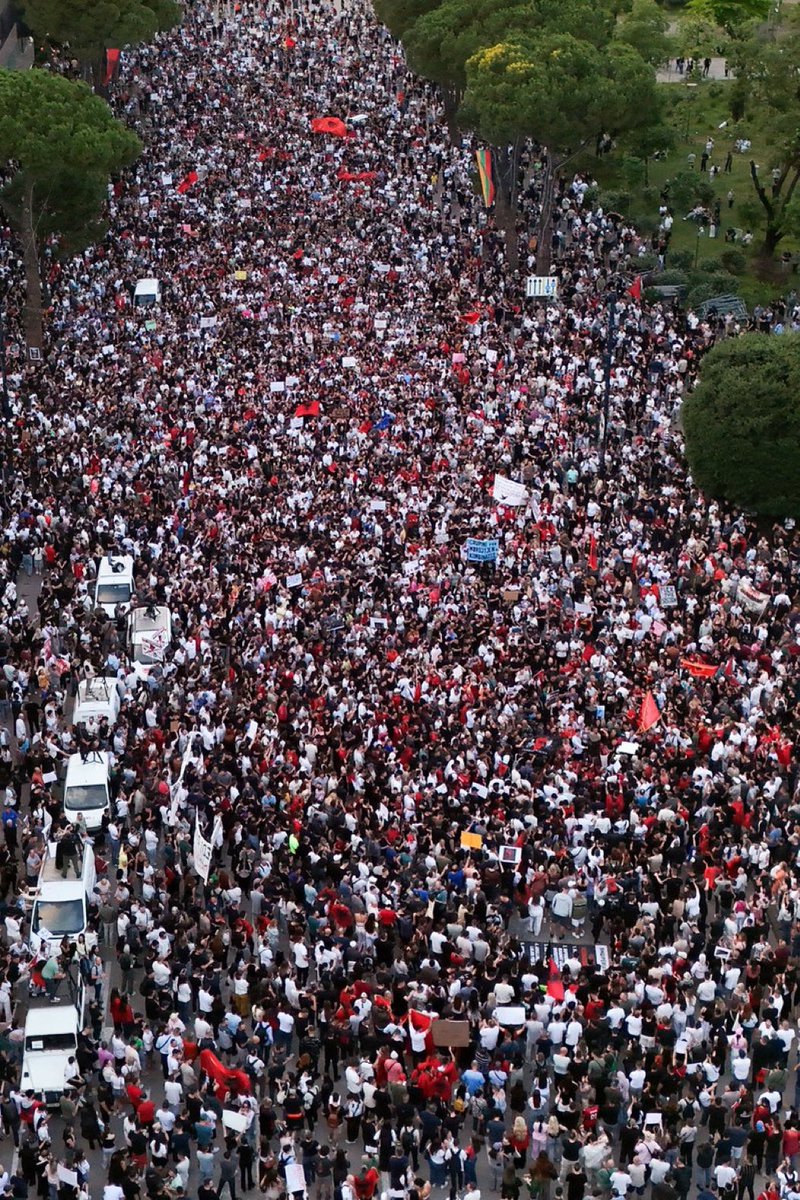 drhossamsamy65's tweet photo. ⛔️A drone view showing a protest in Albania against a luxury resort development planned by a company linked to Jared Kushner

📸: REUTERS/Florion Goga https://t.co/J5lu82qKyF