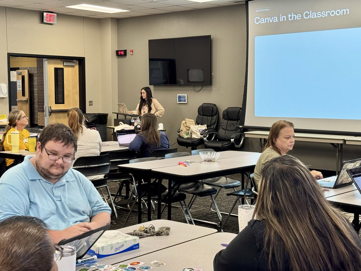 hawkins_help's tweet photo. 8️⃣ Summer PD sessions complete! ✅ Greatful and honored to do this for folks in my district. Greatful and thankful for all my Ed tech friends who co-hosted some with me! #edtech #purposefulPD #educationaltechnology @KnowtTeam @KamiApp @curipodofficial @briskteaching @CanvaEdu https://t.co/ez8X8rxBW2