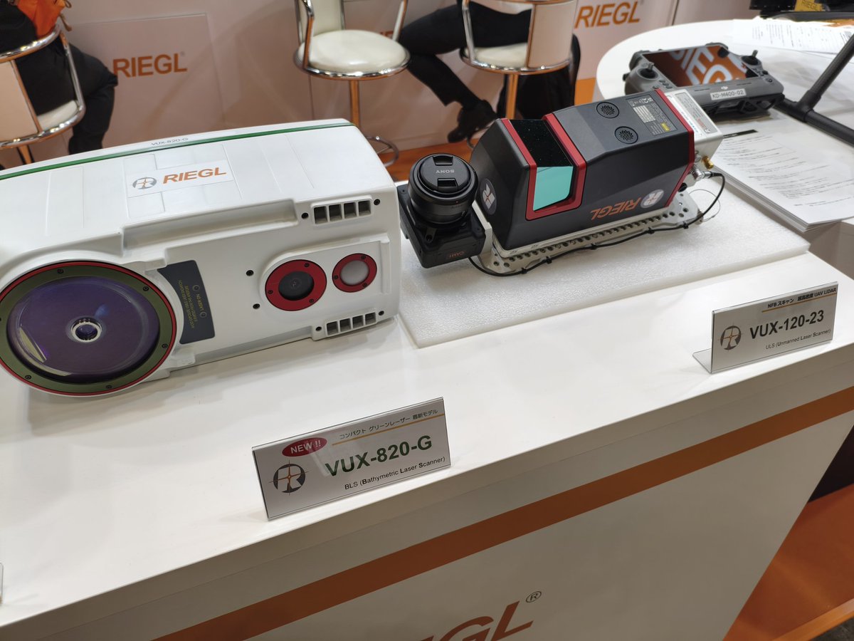 Geometrix_Ent's tweet photo. こんにちは！GEスタッフです🙂
幕張メッセにて
「ジャパンドローン2026 」最終日です！
オープンステージ正面のAS-12ブースにて、お待ちしております！
RIEGLの最新レーザースキャナ各種展示しております！
是非お越しください！
#ジャパンドローン2026
#japandrone2026 https://t.co/S8NfWz64yS