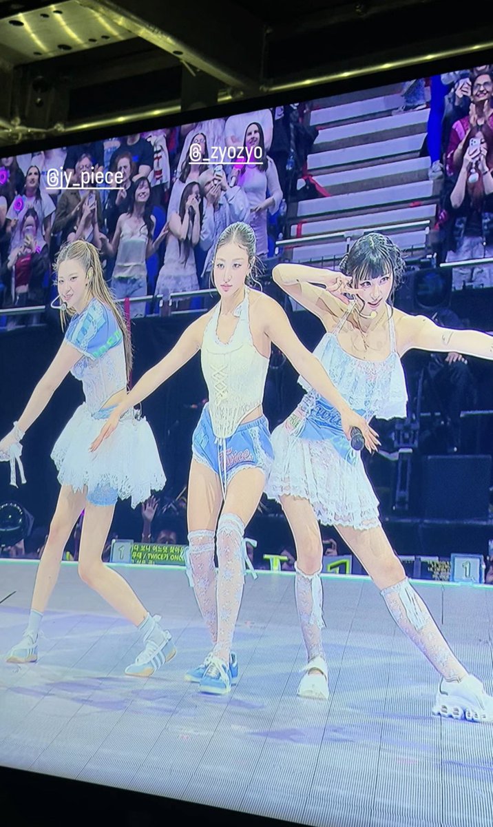 SAYOUNG_nn's tweet photo. ミラ ルミ ゾーイだ🥹💚🧡❤️ https://t.co/SQNTs0PZPp