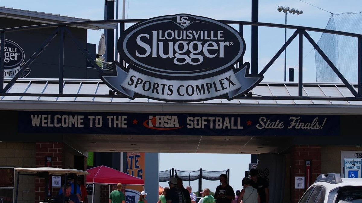 Irish_Athletics's tweet photo. SURVIVE &amp; ADVANCE 🥎 

@SHS_IrishSball has ADVANCED to the IHSA Class 2A STATE CHAMPIONSHIP after defeating the IC Catholic Knights in a ROLLER COASTER of a game on Thursday, 8-6! https://t.co/xLxxQRGoUy