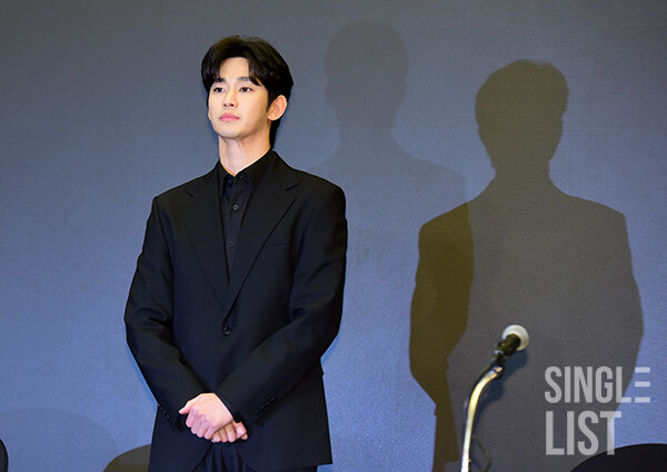pannchoa's tweet photo. Kim Soohyun's rep thanks the investigative and judicial authorities to "uncover the truth"
https://t.co/ogVJeKnIrv https://t.co/GitJUrgcpW