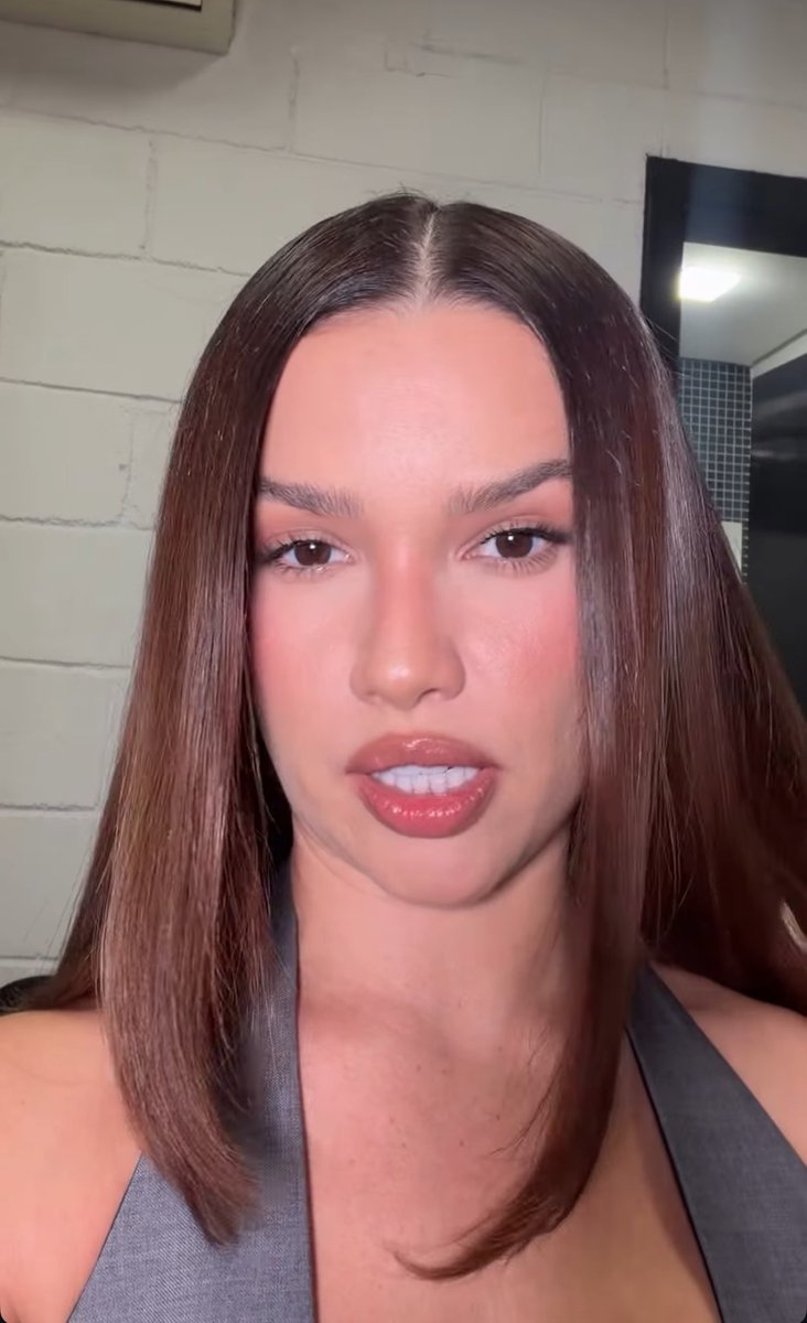 Ale26691Ale's tweet photo. Tão gatinha 🥰❤️🥰 https://t.co/VgAdko7CsK
