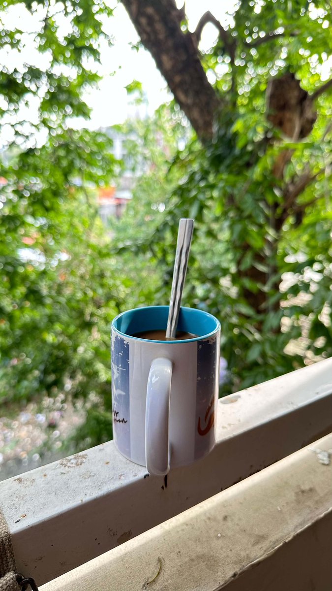 radixxs98's tweet photo. friday morning ☕ https://t.co/peMD4CmjbL