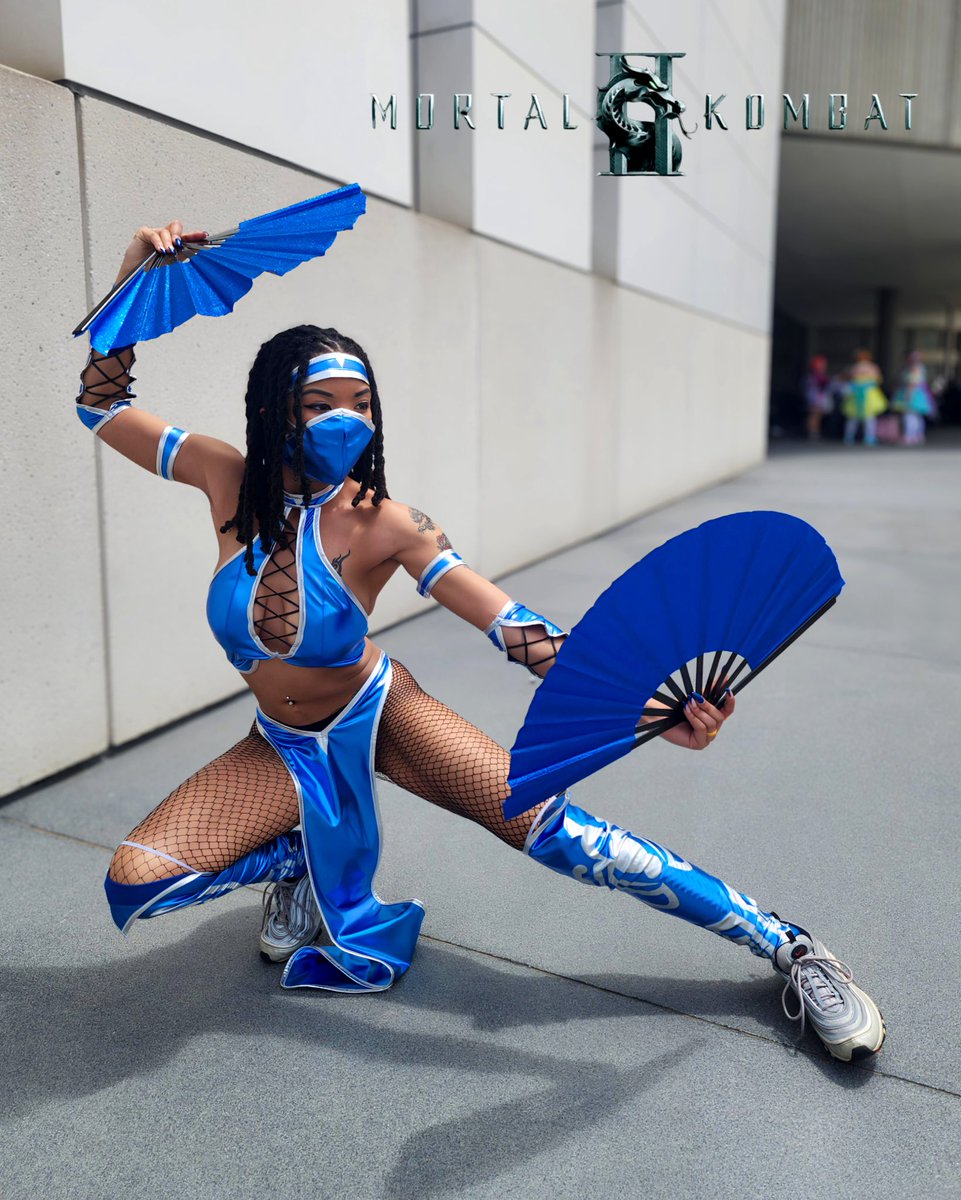 jen_rossyion's tweet photo. 💙🥶🦋#MortalKombat https://t.co/HJRG0mYWSv