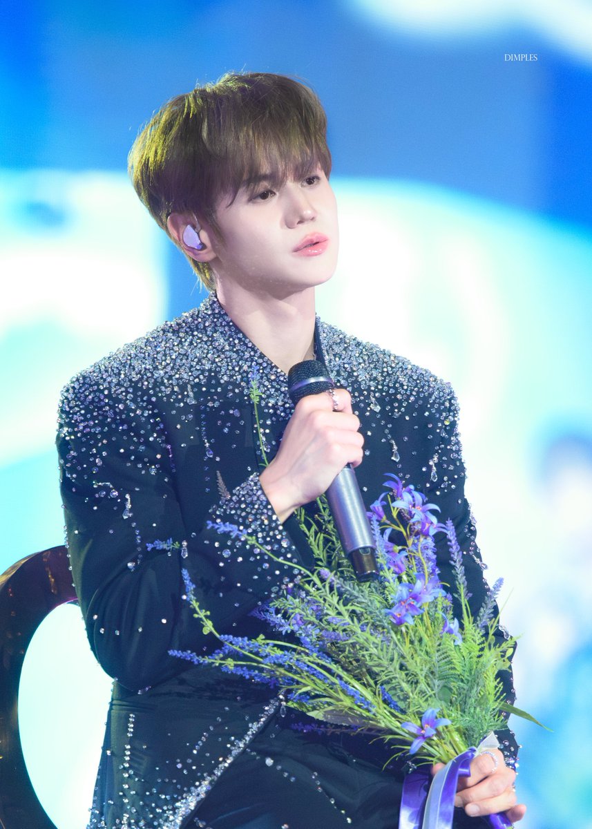 닝 tweet media