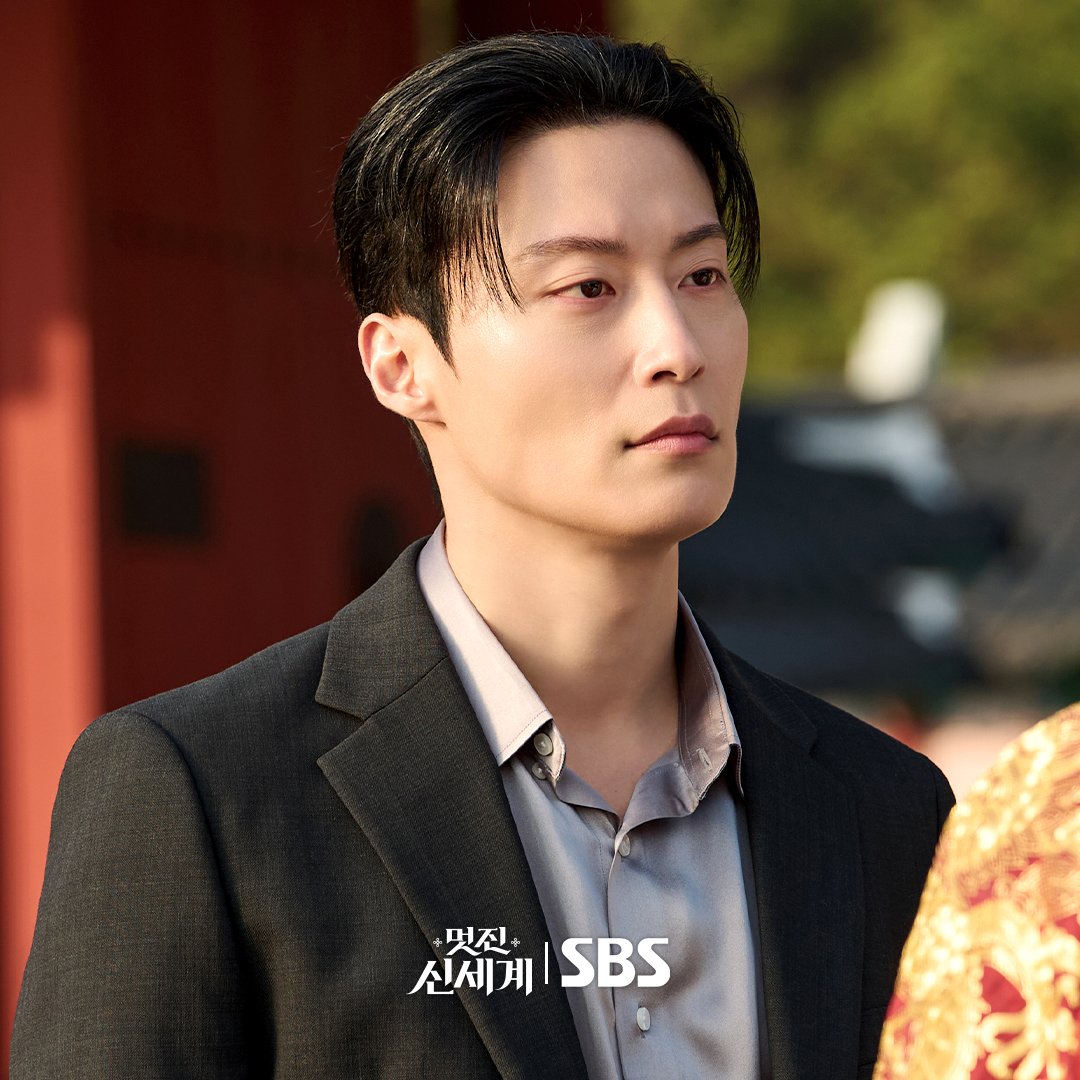 _mojins's tweet photo. i'm so done with segye because why does he look like he just lost everything he owns and it's just him being jealous of seori's acting/costar 💀
#myroyalnemesis https://t.co/NsMBVAXM8E