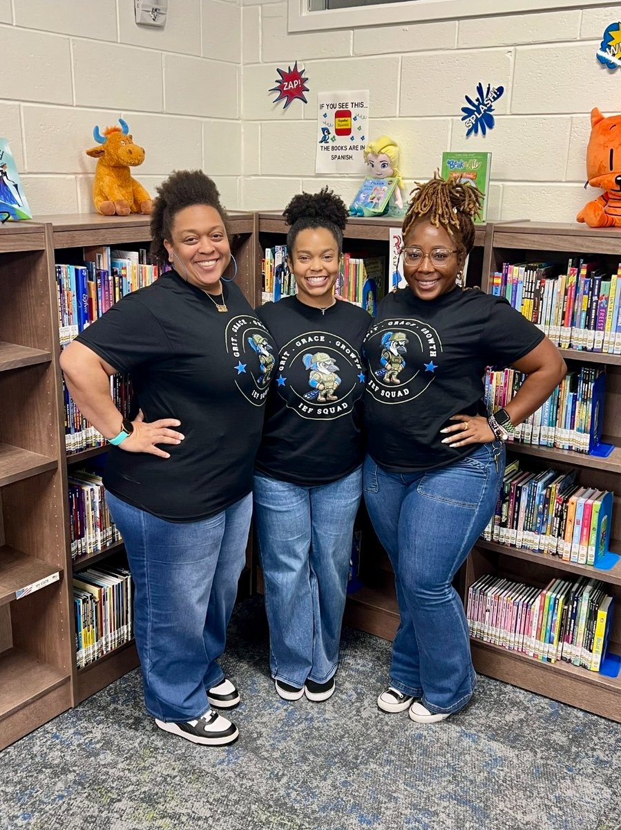 Brandace_B's tweet photo. IEF Squad at our BCE Summer Leadership Summit. Welcome Ms. Nelson! #GritGraceGrowth
@MarableRobyn @BCE_HCS https://t.co/LblLycppc6