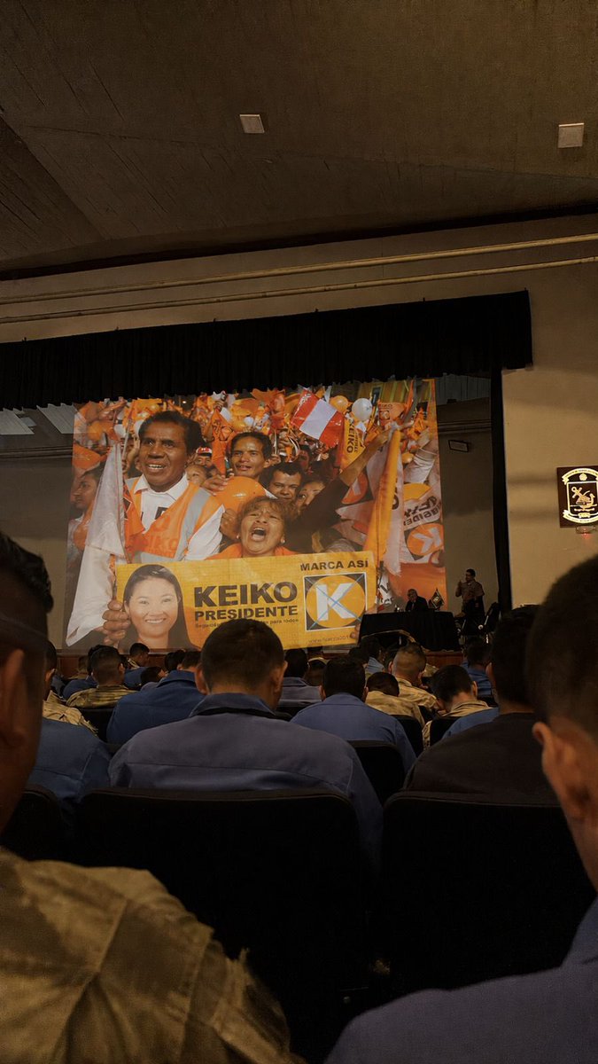 ARGOSPEXPALADIN's tweet photo. @claudiacisneros @WaykaPeru En la Narina están induciendo al voto para Keiko. https://t.co/oYfL0jnCXr
