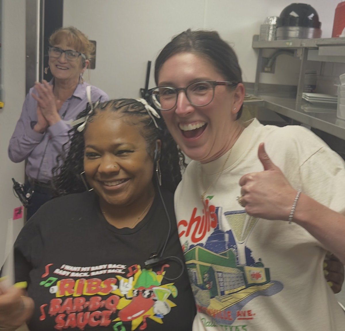 mgib23's tweet photo. What a great week playing restaurant with our incredible @Chilis Marketing Minds! #MidCentral @LionelKorley @BigDog0426 🌶️❤️ https://t.co/QoDNxQOSAY