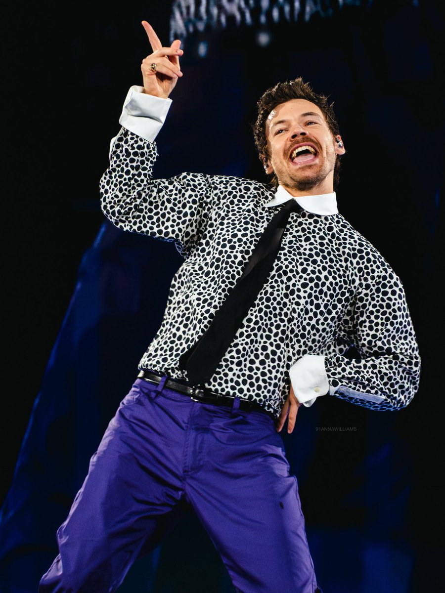 91annawilliams's tweet photo. Goodnight 💜

Harry Styles | Together Together Tour Amsterdam 04.06.2026 

#TogetherTogetherAmsterdam #TogetherInAmsterdam #TogetherTogether #HarryStyles https://t.co/omgZsmHXiS