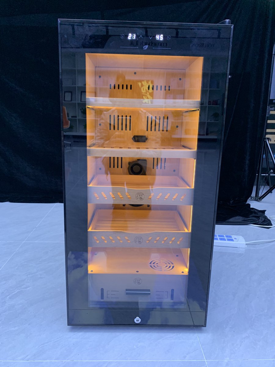 Yohtron's tweet photo. Yohtron Cigar Humidor, YC-28D Premium Black Model.
#yohtron #humidor #yohtronhumidor #cigarhumidor #cigarcabinet #cigarcooler #cigarshop #cigarlifestyle #electrichumidor #compressorhumidor #cigarbar #cigarlounge #electriccigarhumidor https://t.co/Fyu23wxrbP