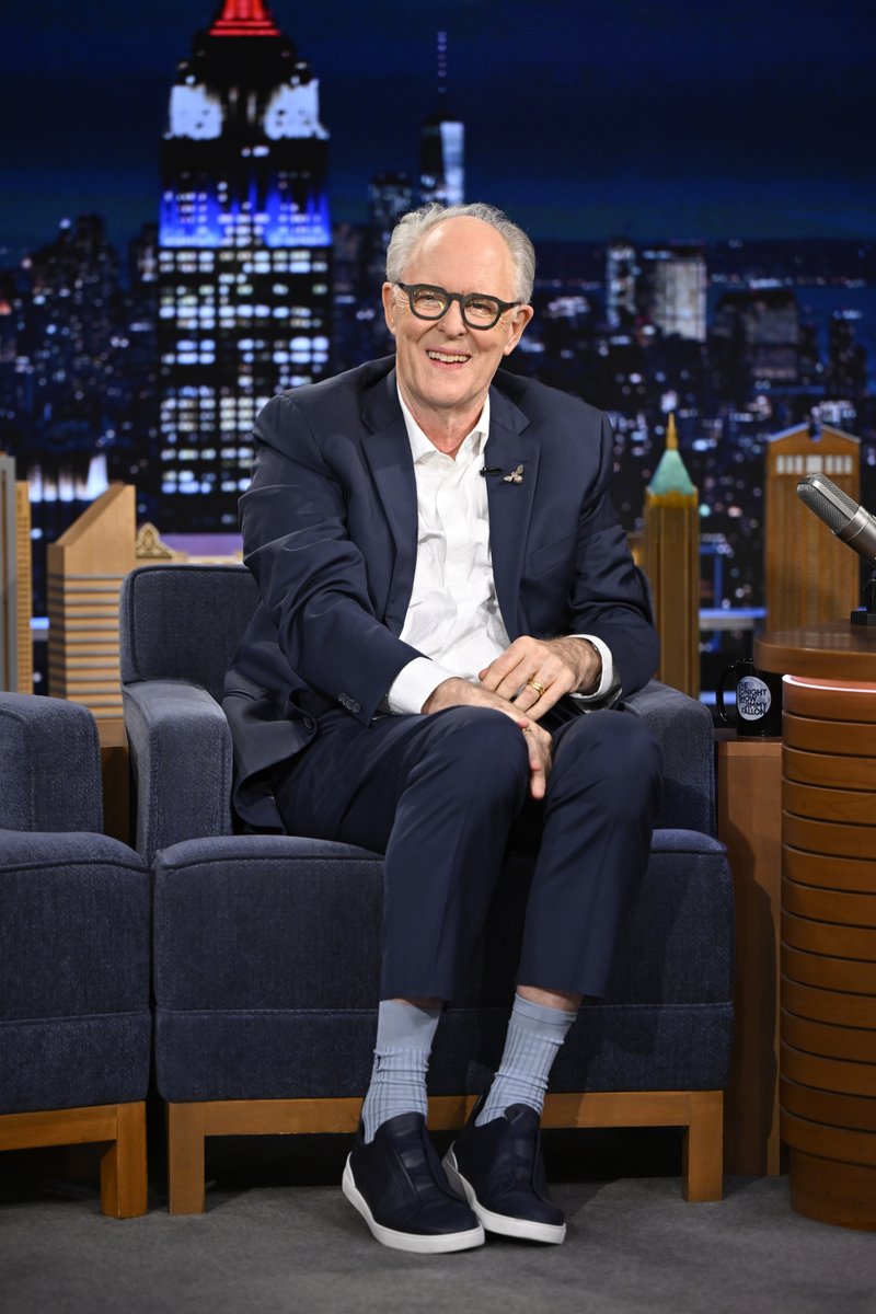 FallonTonight's tweet photo. .@JohnLithgow makes his 10th Tonight Show appearance to talk his play @gianttheplay! #FallonTonight https://t.co/7MGTg2DjlP