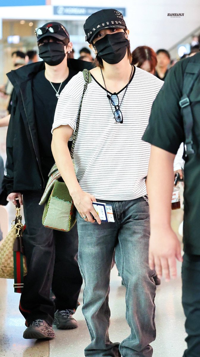 hanhanji_914's tweet photo. 20260605 ICN ✈️

지성아 감기 조심하고 비행기에서 푹 쉬어! 
뉴욕 페스티벌도 화이팅 화이팅 🐹

#HAN #한 #한지성 
#StrayKids #스트레이키즈 https://t.co/MJrkHajyoM