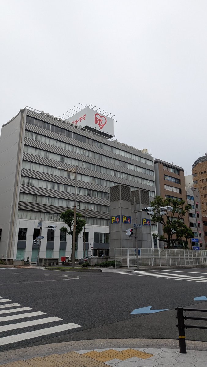 s_e_systems's tweet photo. おはようございます😀！
今日の心斎橋の天気はくもり☁️
週末も曇り、雨予報ですね…💦

本日もよろしくお願いいたします🌈🌈🌈

#企業公式が毎朝地元の天気を言い合う 
#企業公式相互フォロー 
#企業公式相互フォロー祭り https://t.co/gkfeqW0w4x