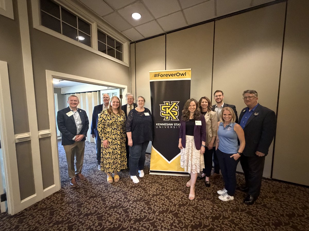 JoshuaS46825756's tweet photo. My wife and I had a great time w/Kennesaw State Alumni yesterday in Dalton, Ga. https://t.co/l53E2m3qAF