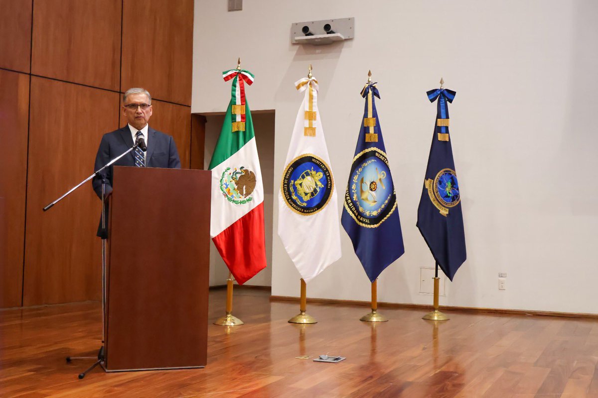 CIIT_mx's tweet photo. 🌎⚓ El CIIT participó en el Seminario La Relevancia del Poder Marítimo Nacional en el Siglo XXI, donde destacó la importancia estratégica del Istmo de Tehuantepec para fortalecer la conectividad entre el Pacífico y el Atlántico. https://t.co/HfhfSCrVpV