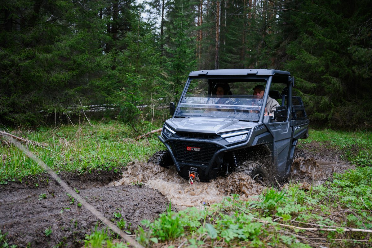 aodesusa's tweet photo. Weekend forecast: 100% trails and trees. 🌳☀️

#aodes #pathcross #workcross #atv #utv #foresttrail #adventure https://t.co/KotMV4Bzyj