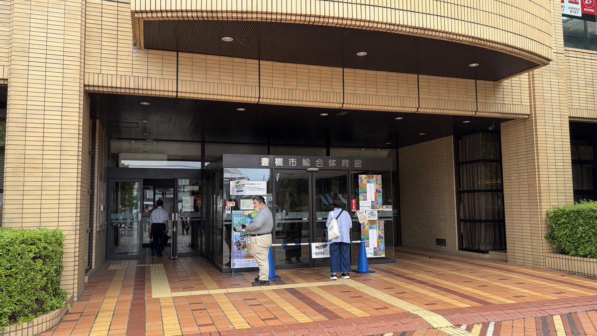 eisuke_iketel's tweet photo. 今日明日と #ものづくり博 in 東三河に出展して��ます！
出店まであってすごい笑

ブースでは、製造メーカーさん向けAIシステムのデモ展示や、
製造業/設計開発のAI･データ活用、課題解決についての無料相談もやってますので、ぜひお立ち寄り下さい！
#IKETEL #ラクション #ものづくり #AI  #DX https://t.co/EE73nIjQia