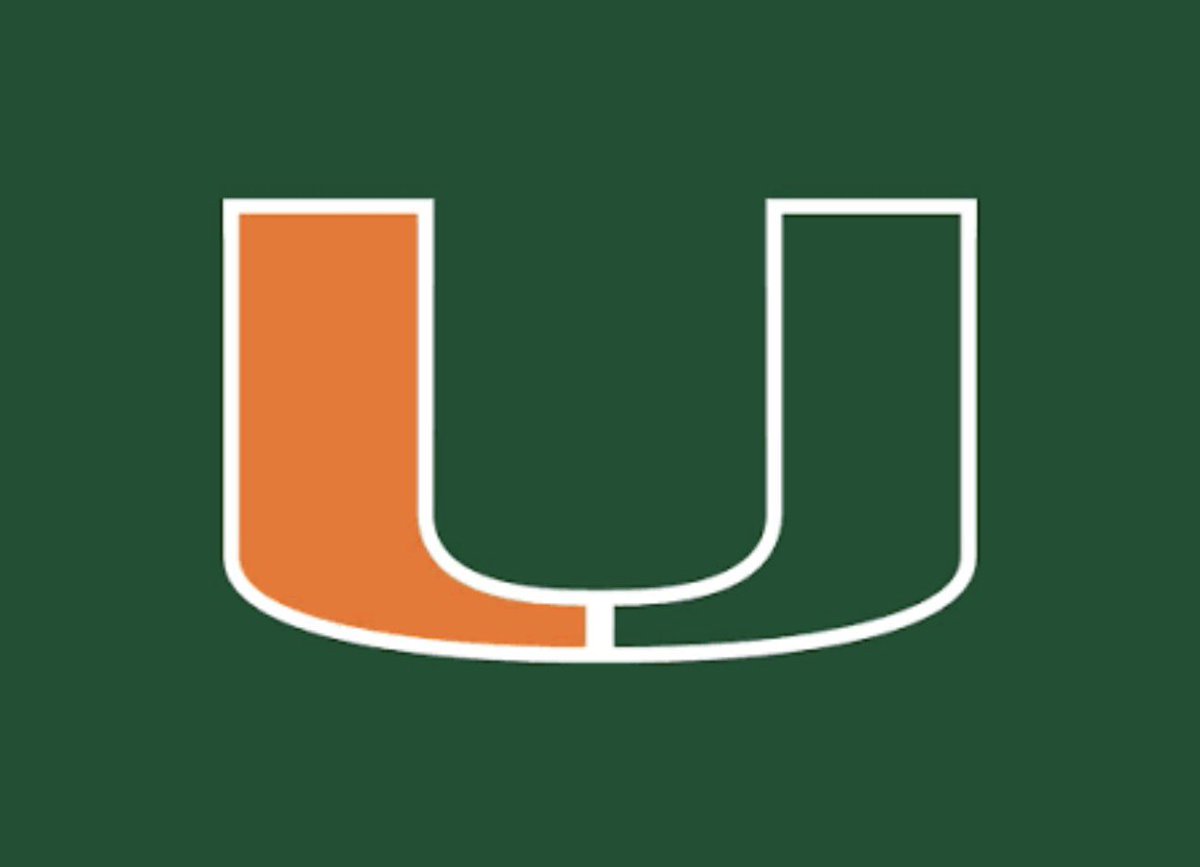 LennoxKiner1017's tweet photo. Had a great visit  @CanesFootball thank you Coaches and staff for all of the great hospitality.@AREALGENTLEMEN @TheCribSouthFLA @BuckFitz @NCEC_Recruiting @CSmithScout @jaxon_rose8 @ChadSimmons_ @Rivals @CoachDSanders @tthasselbeck @CoachBanks___ @EnsworthFB https://t.co/krGiknPfIQ