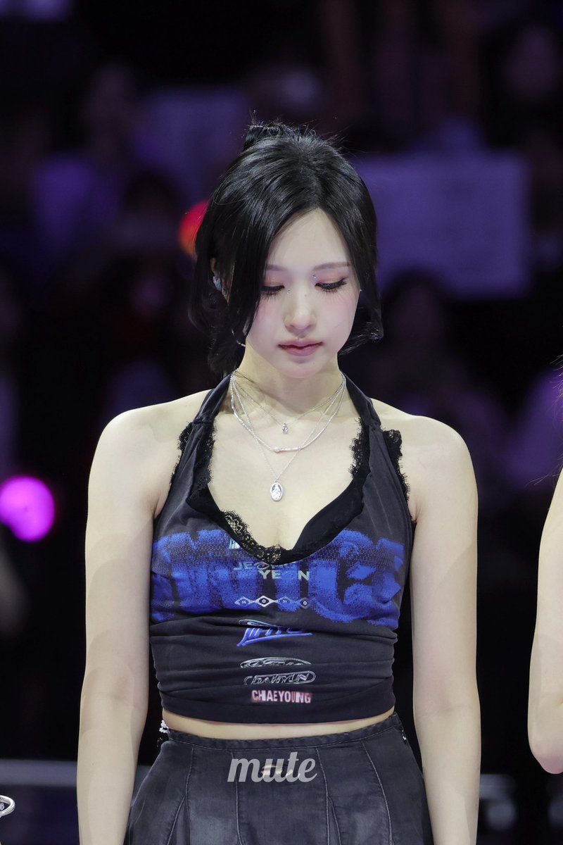 twi2onc's tweet photo. 260604 #MINA #미나 #ミナ  THIS IS FOR IN London 

#THISISFOR_LONDON #THISISFOR_LONDON_D2
#TWICE #트와이스 #THISISFOR
#TWICE_THISISFOR_WORLD_TOUR
#TWICE_THISISFOR_WORLD_TOUR_IN_LONDON https://t.co/ng7uBCj5b5