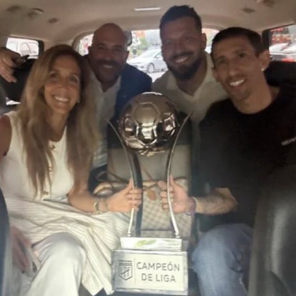 RallyDriverOK's tweet photo. @BelgranoTe_Amo @dataref_ar De recibir una copa de reserva que le cambiaron la chapita en una combi no se vuelve https://t.co/7ctAreYUyN