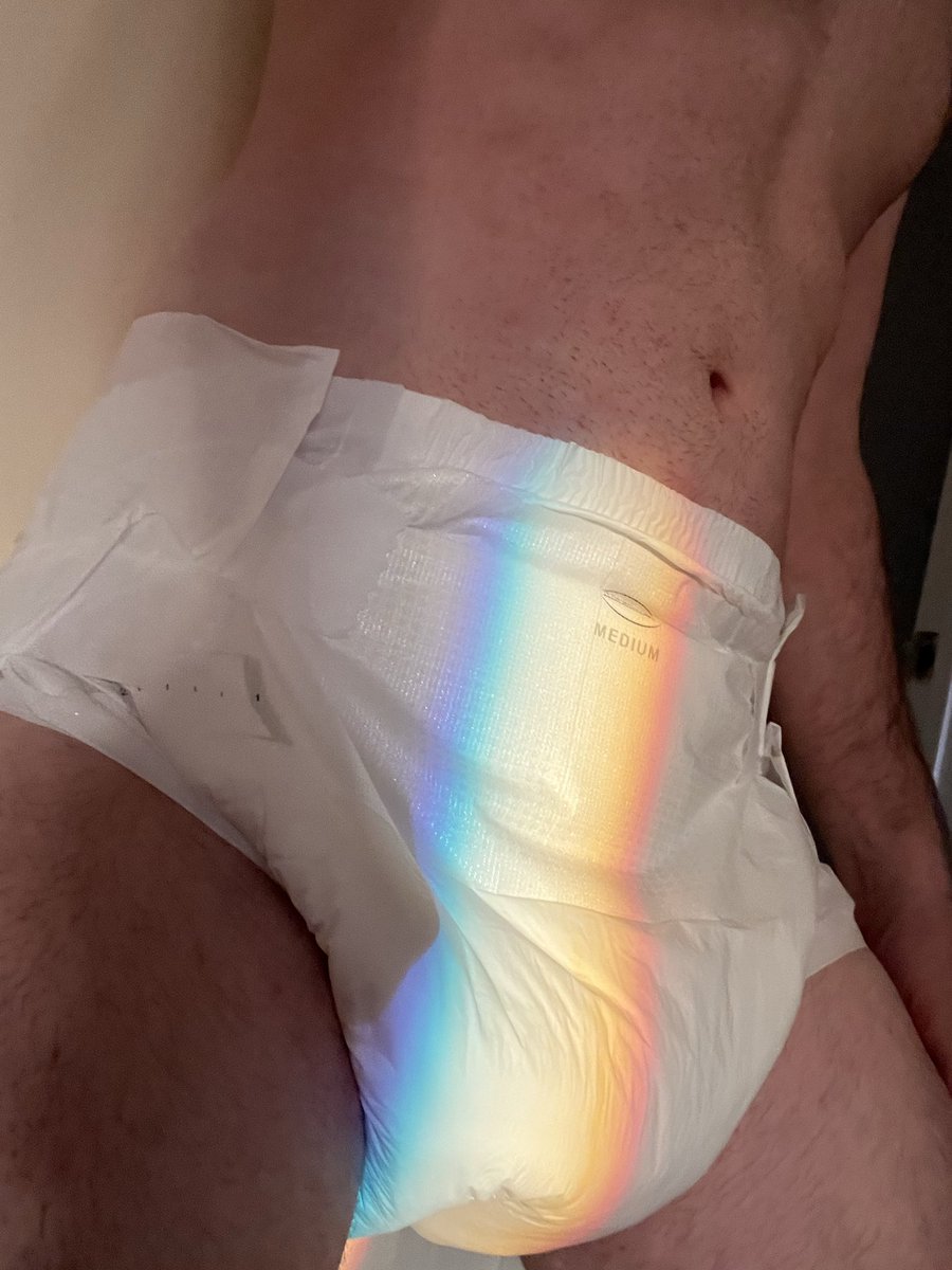 Diaper_Deer's tweet photo. Happy pride, fellow puff bums :3 https://t.co/aT0iKu3y5A