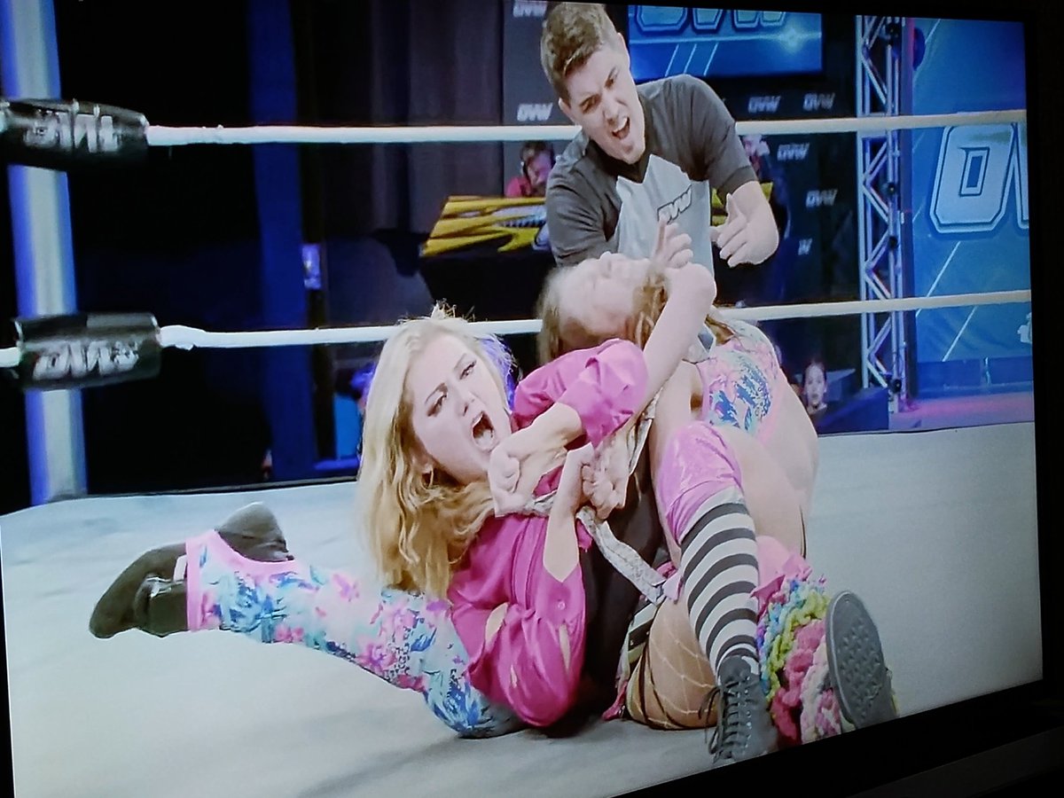 TheRantingDead's tweet photo. "Seems our session is about over, I have another appointment next week for the @ovwrestling Women's Championship Title." @LarkanDanielle #LovelyMissLarkan #TherapyisinSession #TheTraumaTrain https://t.co/UclkyARrRv