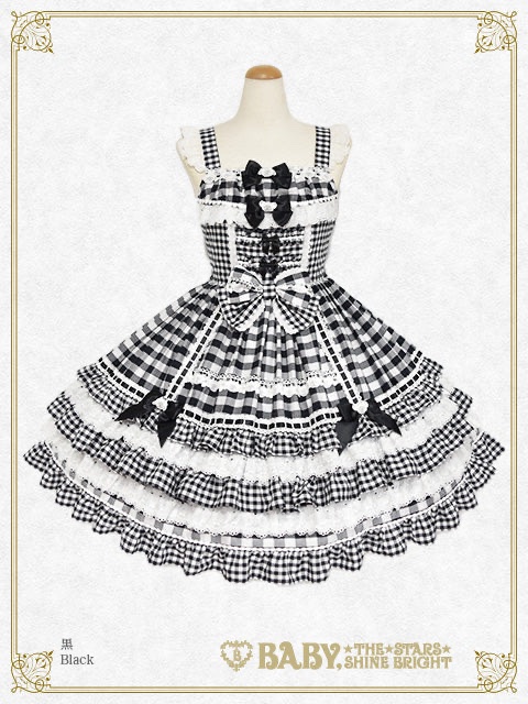 BABY_THE_STARS's tweet photo. 【#BABY新作情報】くみゃちゃん柄のオリジナルレースとギンガム生地の共フリルがポイント🎀スカートには嬉しい片側ポケット付きです✧︎*。
くみゃちゃんのFun Fun ギンガムパレード ジャンパースカート¥53,900
https://t.co/trsS9r91QB https://t.co/qnizmZ6nhm