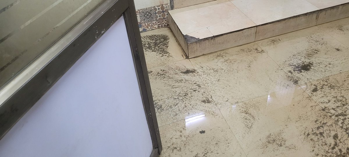RathoreCbs's tweet photo. Look at the pathetic conditions inside Ratlam rly station AC waiting room. Whole area including both washrooms are full of water on the ground area https://t.co/A6aZr53JLO