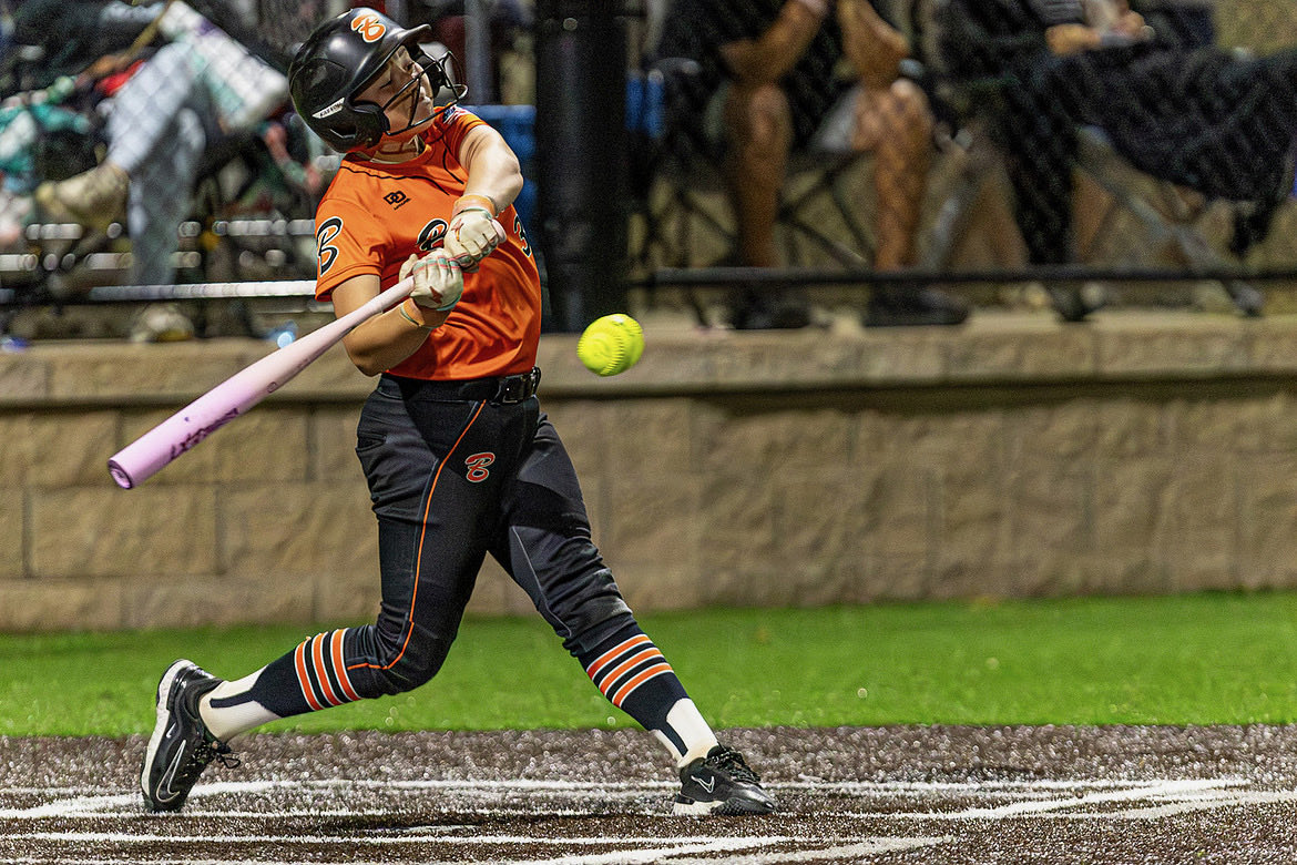 MadiMills32's tweet photo. Catching dreams.😴💭🥎

@bandits2032 @LalondeSoftball @PrepSoftball @SoftballDown @D1Softball @ExtraInningSB @LineDsoftball @TopPreps @CoastRecruitsSB @CoastRecruits https://t.co/f89nk2kT1u