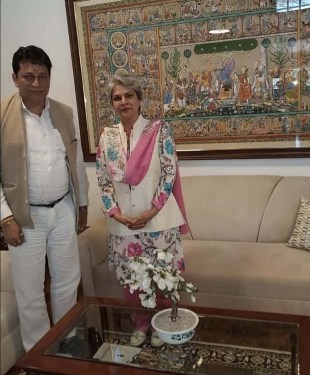 ProfRajeshBJP's tweet photo. Upma Choudhary Ji,Former, IAS (एमएसई) का अध्यक्ष नियुक्त किया गया है । भारतीय सुरक्षा एवं विनिमय बोर्ड (सेबी) ने उनकी नियुक्ति को मंजूरी दे दी है। वह एमएसई की प्रमुख बनने वाली पहली महिला हैं।@jpnadda @sebi @SEBI_India @MSE_Deals https://t.co/7cx8bu9pIi