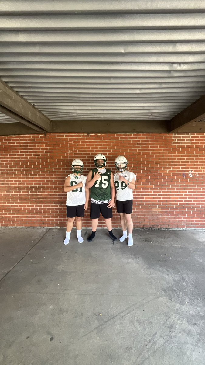 FinnVElliott's tweet photo. Week 1 of summer football is complete. Thankful for the opportunity to learn from the coaches and compete alongside a great group of teammates. Looking forward to continuing to improve and applying what I’ve learned this season.
@Tanner_Mac17 @jakehyde01 @MaurotheCoach https://t.co/ca0eFaRaL7