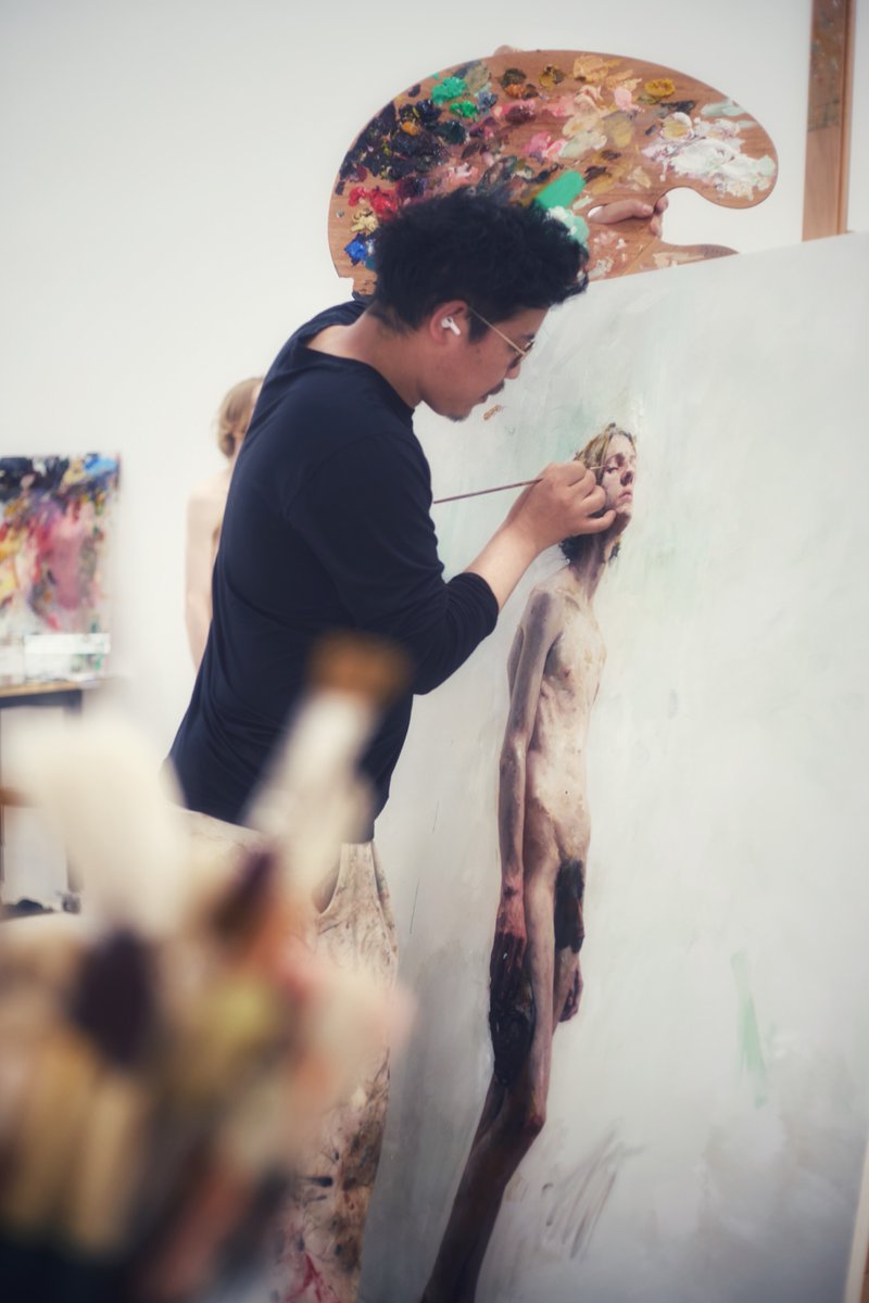 idayukimasa's tweet photo. モデルと画家。
画家と絵画。
絵とモデル。

The day of the session.
The model and the painter.
The painter and the painting.
The painting and the model.

#yukimasaida https://t.co/H9LQIz4GYW