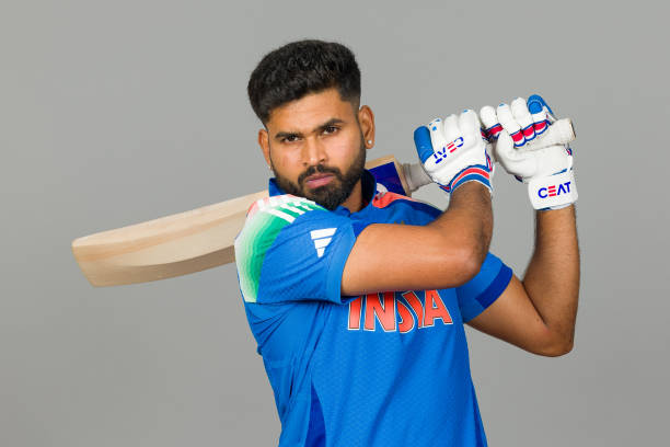 TheMohan555's tweet photo. Team India కొత్త కెప్టెన్ #ShreyasIyer ఫిక్స్ 

Team india T 20 కొత్త కెప్టెన్ పేరును నేడు #BCCI అధికారంగా అనౌన్స్ చేయబోతుంది. 

#Cricket #T20 #INDvsENG #INDvsIRE #SuryaKumarYadav
#TilakVarma #IshanKishan https://t.co/gBRRrJziEn