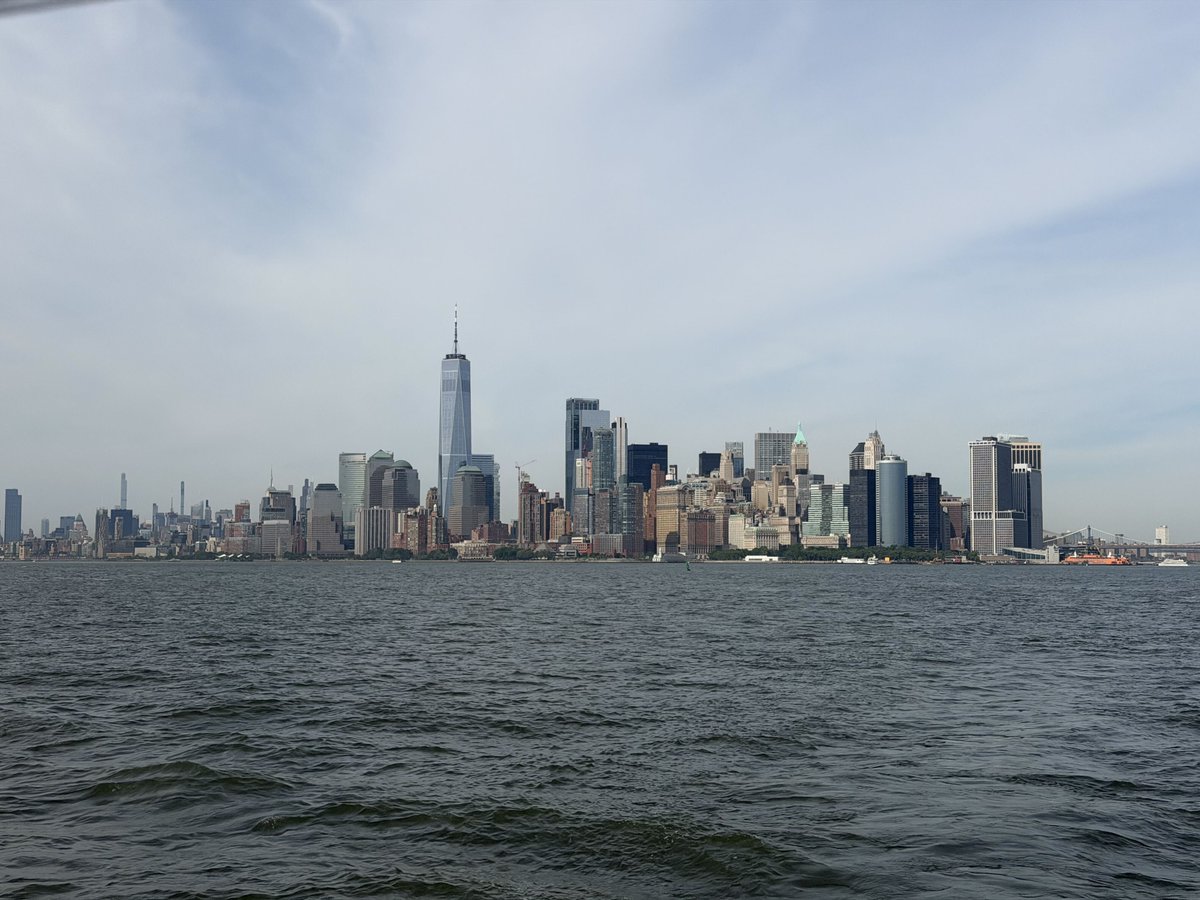 siddsax's tweet photo. Demo'd @ThineAI at the best venue possible. On a Yatch with 300+ operators and founders.
For a change the conversations were >>> the view

@Techweek_ @agihouse_org @endu_29 @rockyrmit 

#NYTechWeek https://t.co/gwA7JKxdnB