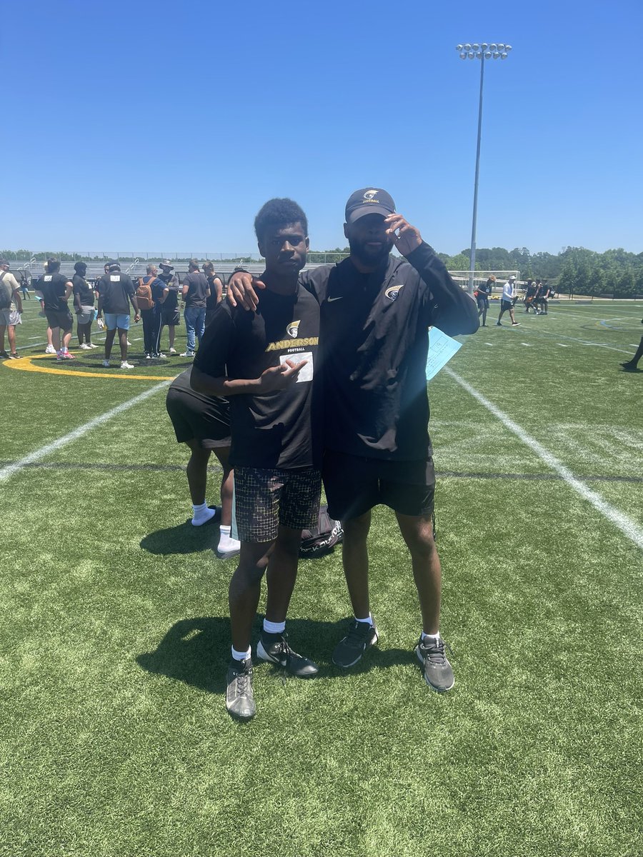 Justin_Cross24's tweet photo. Thank you to @AUTrojansFB and @kjackson_8 for the work and competition today at camp!  #ROCKBOY #EARNIT

 @BoulwareLeon @coachcross777 @CoachDB__ @CoachMJohnson21 @Grind_Hard29 @Coach_DJackson @CoachWAppleton @Coach_TBell @ShermanCrumel @baby_pac3 @coachbustleb @CoachCedWhit https://t.co/R4fXAMHwQS
