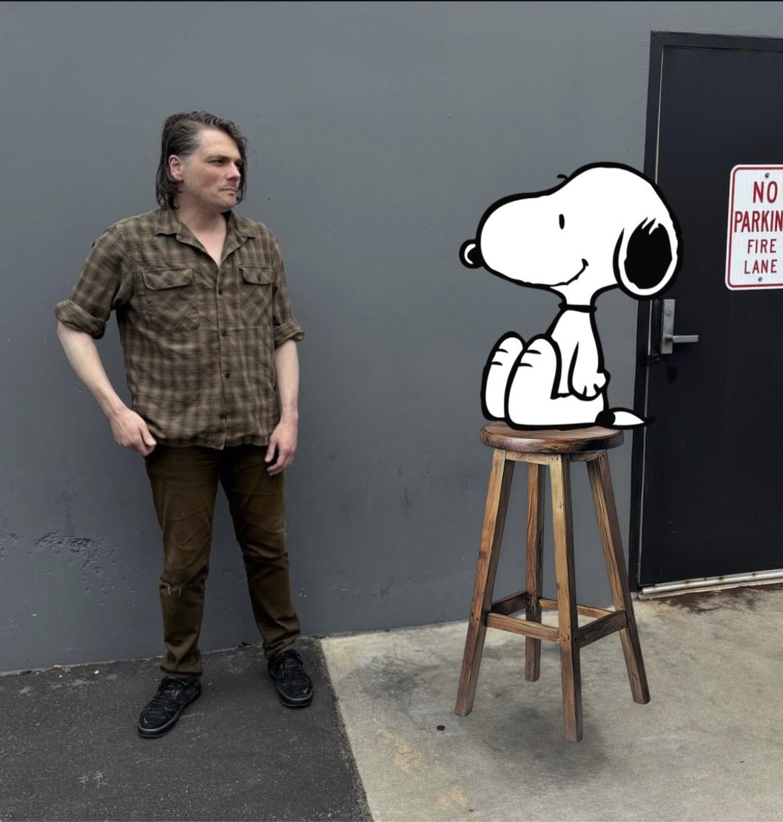 gorebugs's tweet photo. new old gerard with SNOOPY . totally real https://t.co/ft1OZi6hJQ