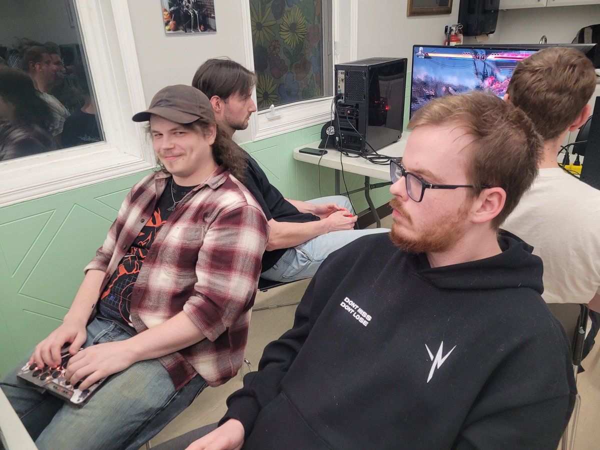 BattleCityFGC's tweet photo. Congrats @SliceNDice15  for winning their 63rd #Streetfighter6 bracket at Battle City Weekly ☀️

🥇 @SliceNDice15 
🥈 @cyla44 
🥉 @SegaTR0N 
4️⃣ @Zykles__ 
5️⃣ @RGRycar 
5️⃣ @edgarpsj 
7️⃣ @Willintentions 
7️⃣ @Pragmatwit https://t.co/j0fgX89vOj