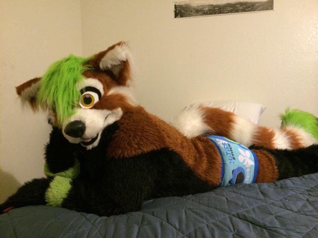 AxelKPanda's tweet photo. Hey. Whatcha thinking about? https://t.co/EfYoyNezmJ