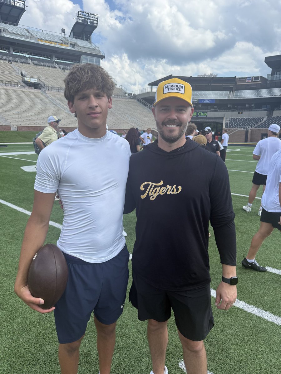 LoganEscobedo9's tweet photo. Really enjoyed my camp visit to @MizzouFootball today. Thank you for the great hospitality conversations, and tour @CoachGRiley @CoachAAtkins @CoachBBognar @ChipLindsey11 @MattFrench23 @CoachDrinkwitz 

@PrepRedzoneFL @LawrenceBl83397 @coachadk @BozemanQBs https://t.co/1uPcUSthUy