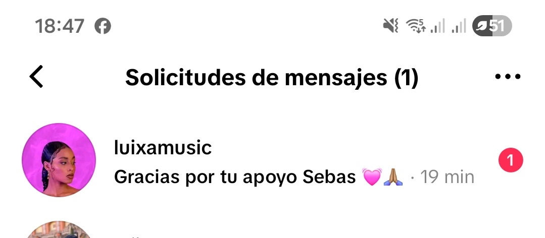 SebastianATMCol's tweet photo. Soy felicidad. 
#aotronivel https://t.co/cBtCt27LXi