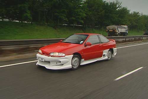 reeeeeeo55's tweet photo. ヒュンダイ スクープといえば17歳のための車選びチャレンジしか思い浮かばない https://t.co/8kovGNjars